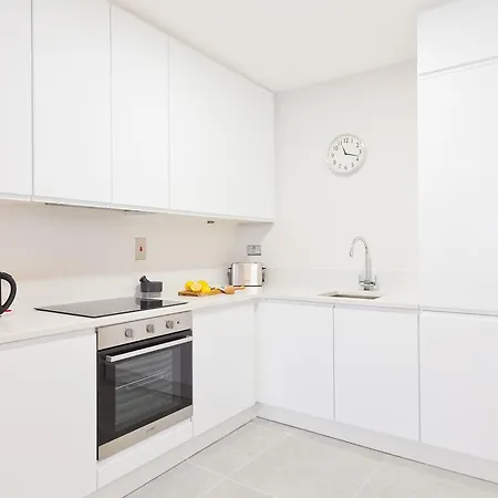 Exclusive Centre * دبلن